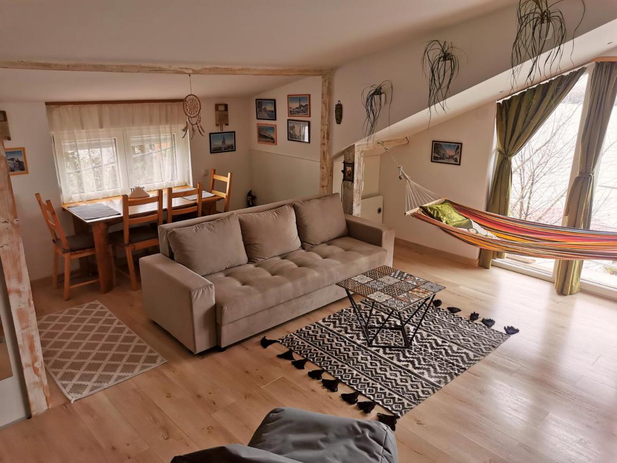 Gardos Riverview Apartment Belgrade
